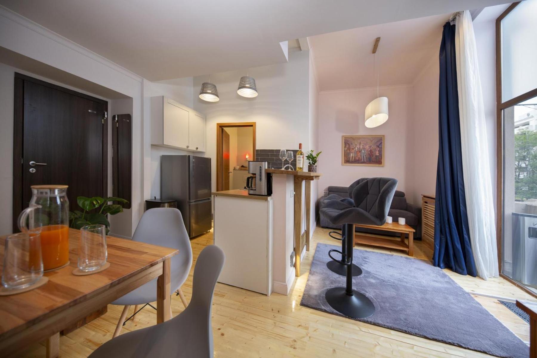 Athenaeum Spacious& Cozy 1Br Prime Location W Balcony Bucureşti Eksteriør bilde