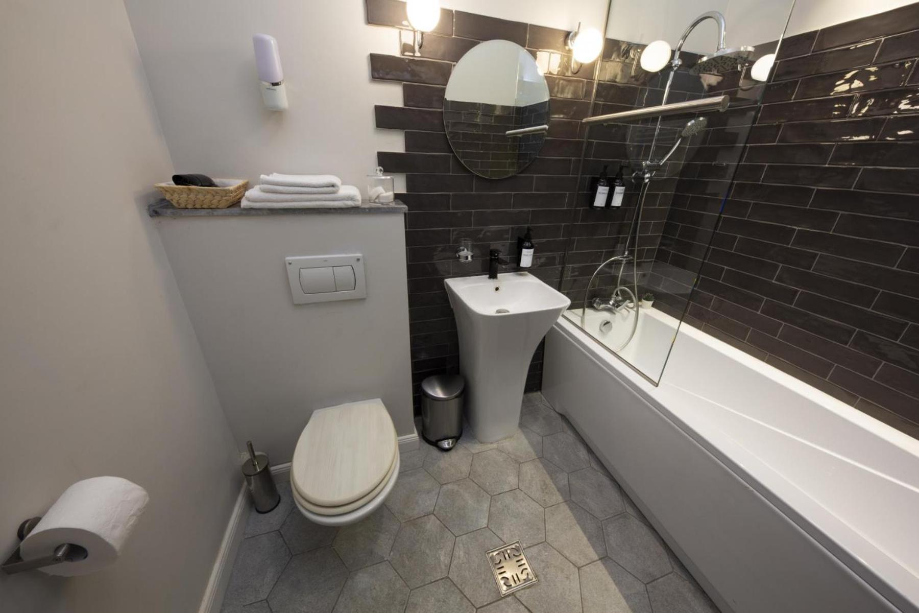Athenaeum Spacious& Cozy 1Br Prime Location W Balcony Bucureşti Eksteriør bilde